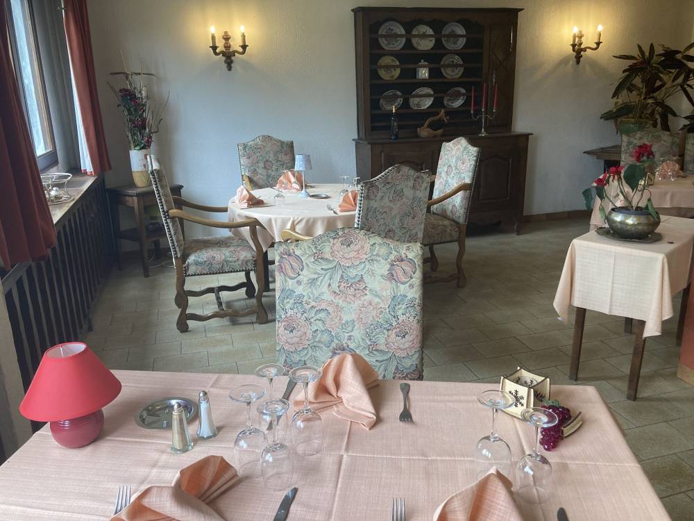 Restaurant traditionnel à Boutx